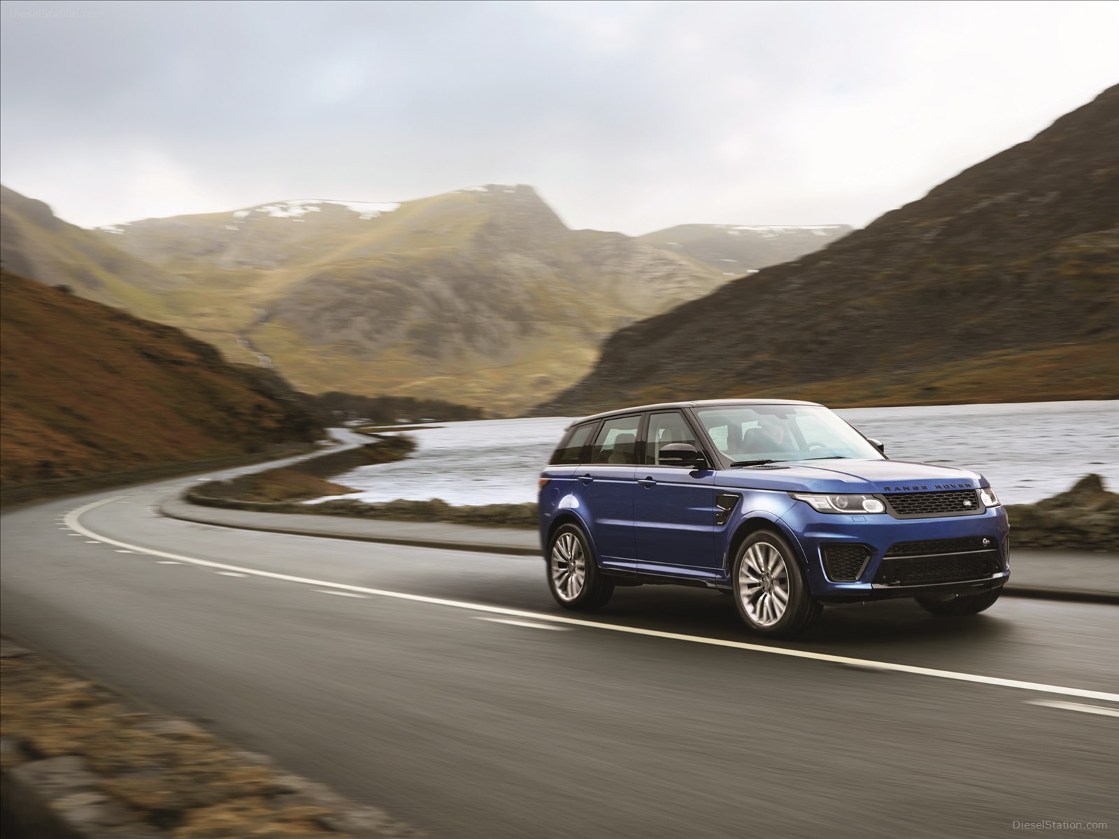 Land Rover Range Rover Sport SVR 2015